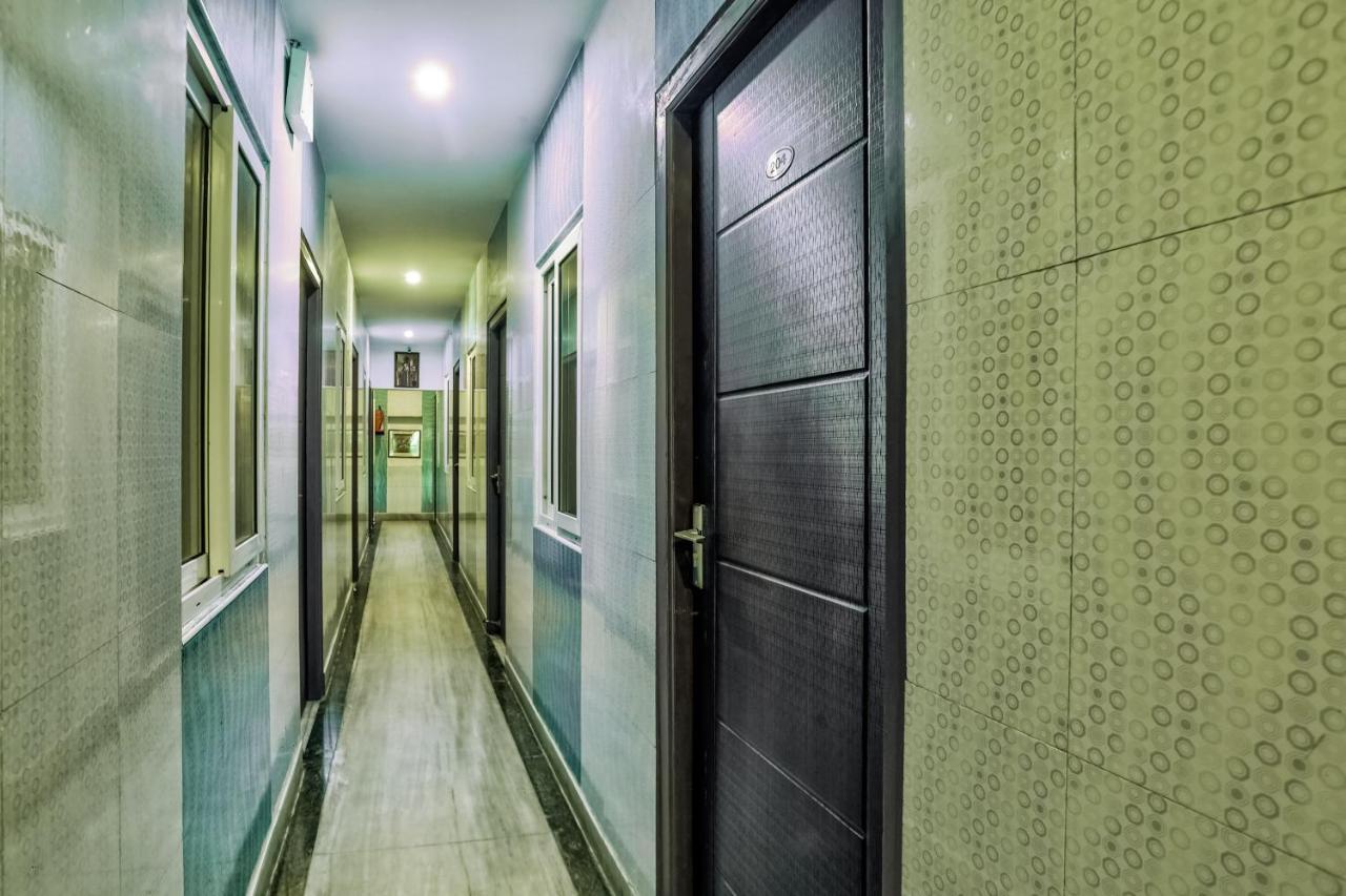 Hôtel Flagship 36726 Chellam Residency à Chennai Extérieur photo